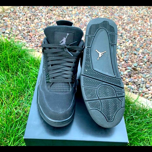 black cat retro 4 footlocker